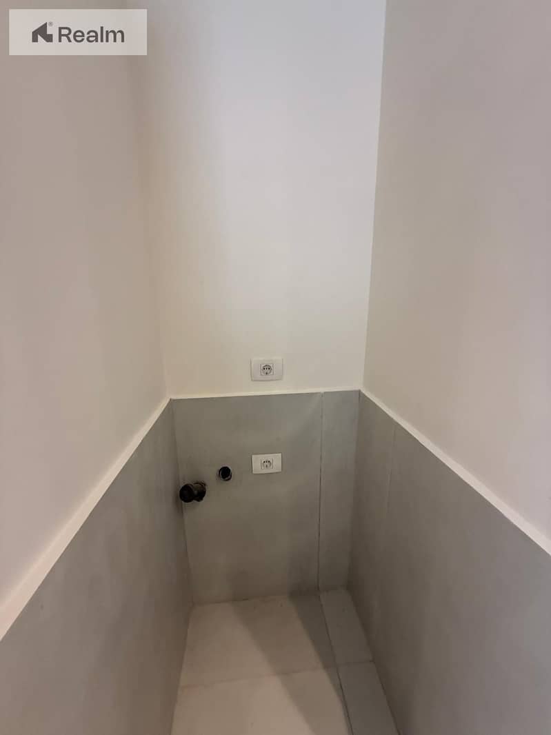 6 IMG-20251116-WA0102. jpg