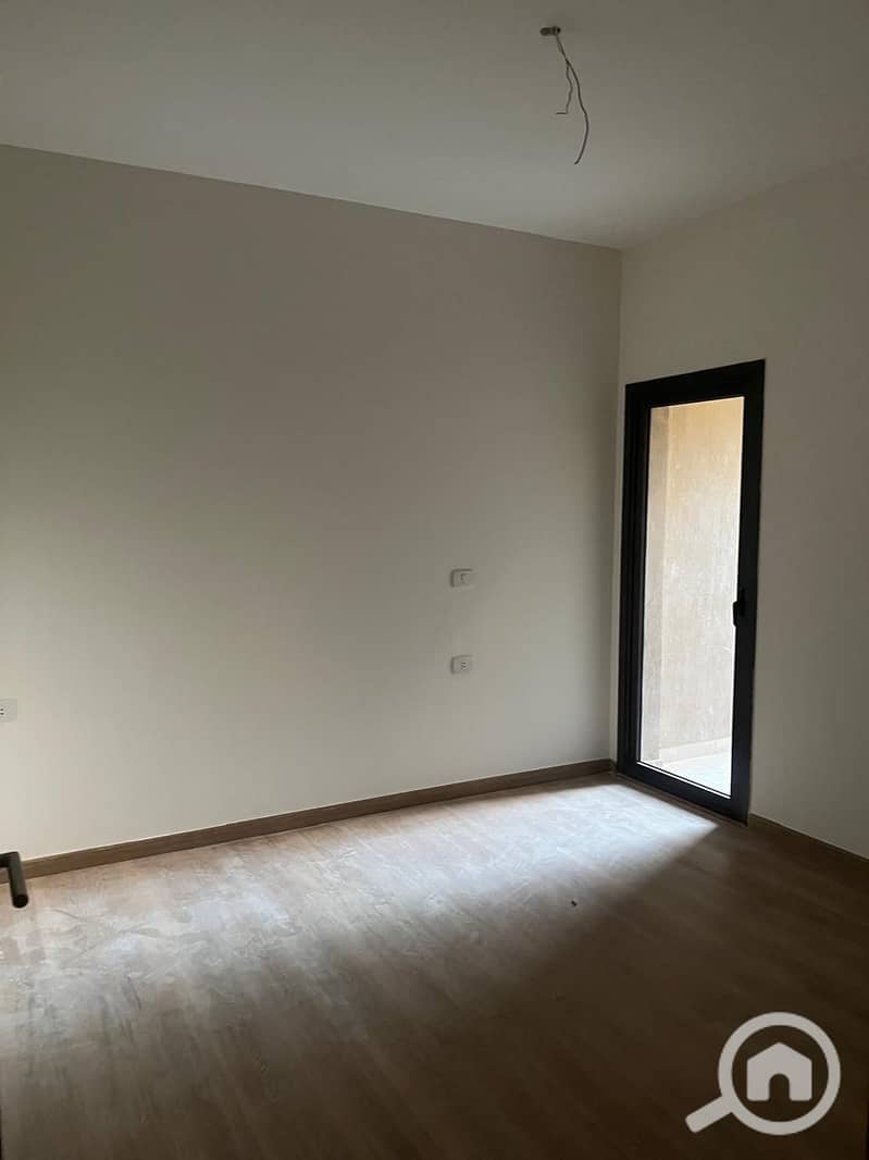 4 WhatsApp Image 2025-11-15 at 1.51. 52 PM (1). jpeg