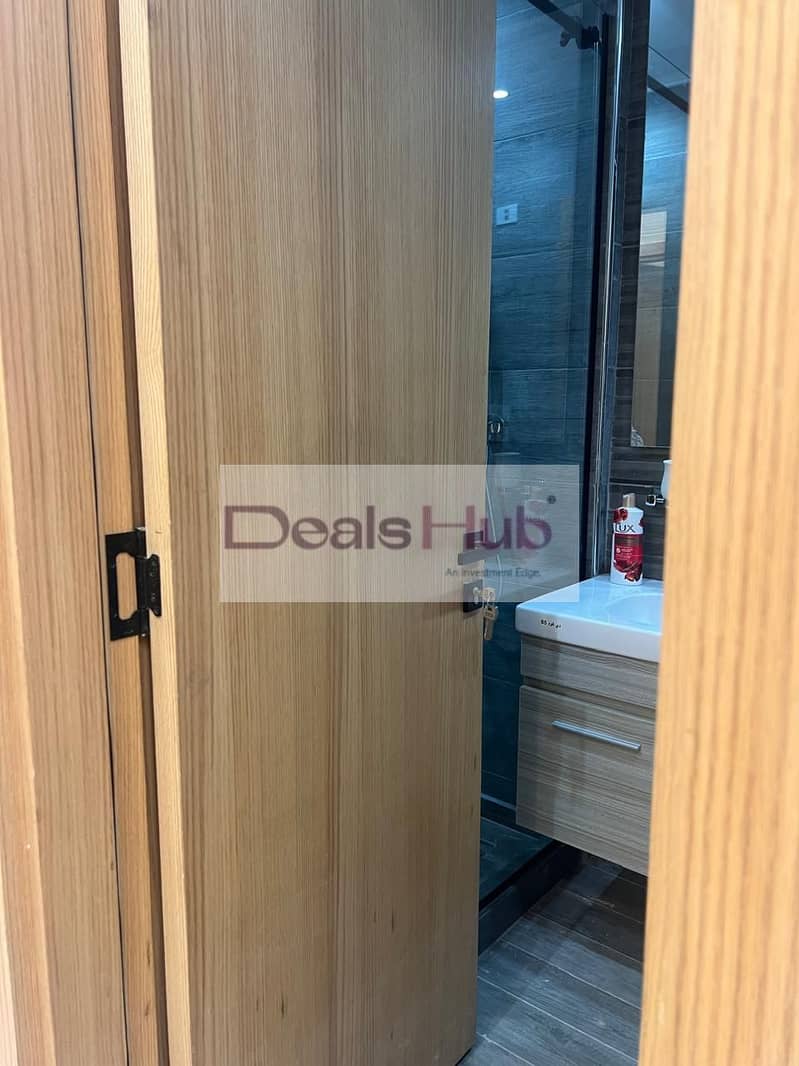 22 abf14366-eccf-4d23-8bc0-9b6be3b01d87. jpg