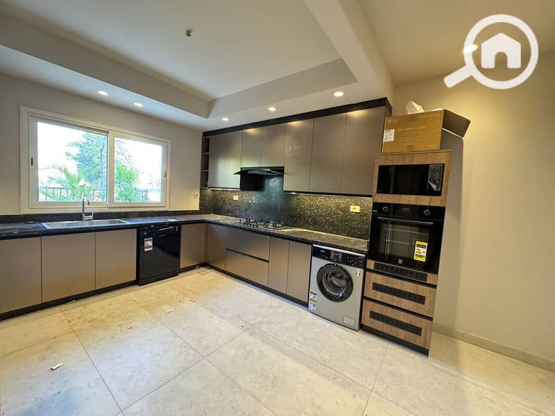 18 IMG-20251116-WA0020 - Copy. jpg