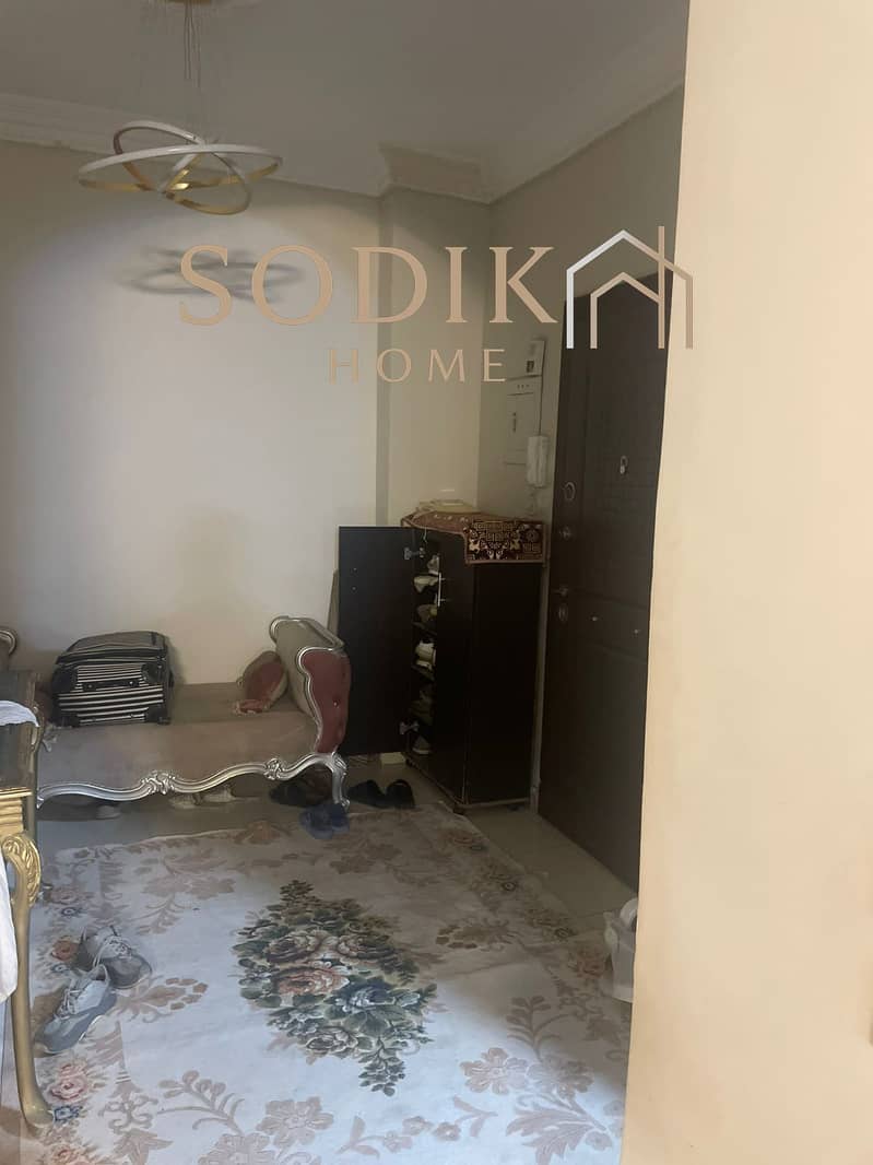 5 4ea2e5c8-44cc-463b-a35c-8ce591d0bce4. jpg