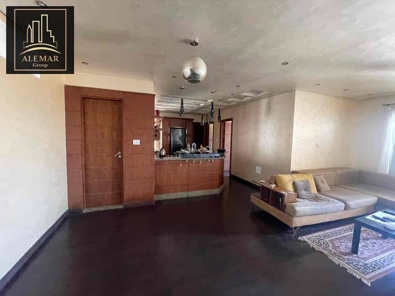 2 83fd90cd-85c8-4290-833e-0553542a6f4f. jpg