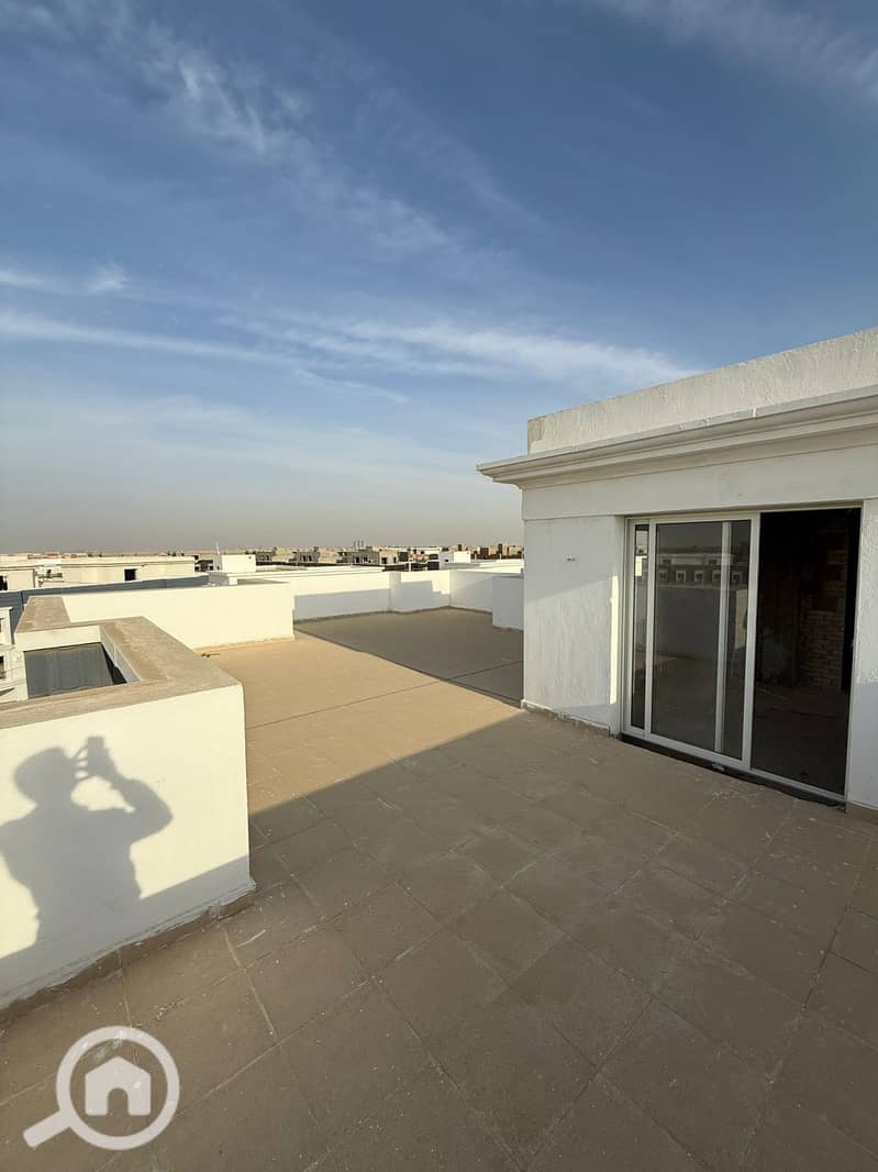 24 540036461_2648422972156735_7510521495782478924_n. jpg