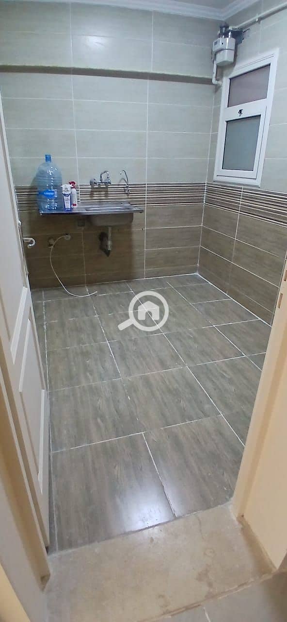 9 d0f85332-2f44-4c1e-958e-2b8bee7e78f8. jpeg