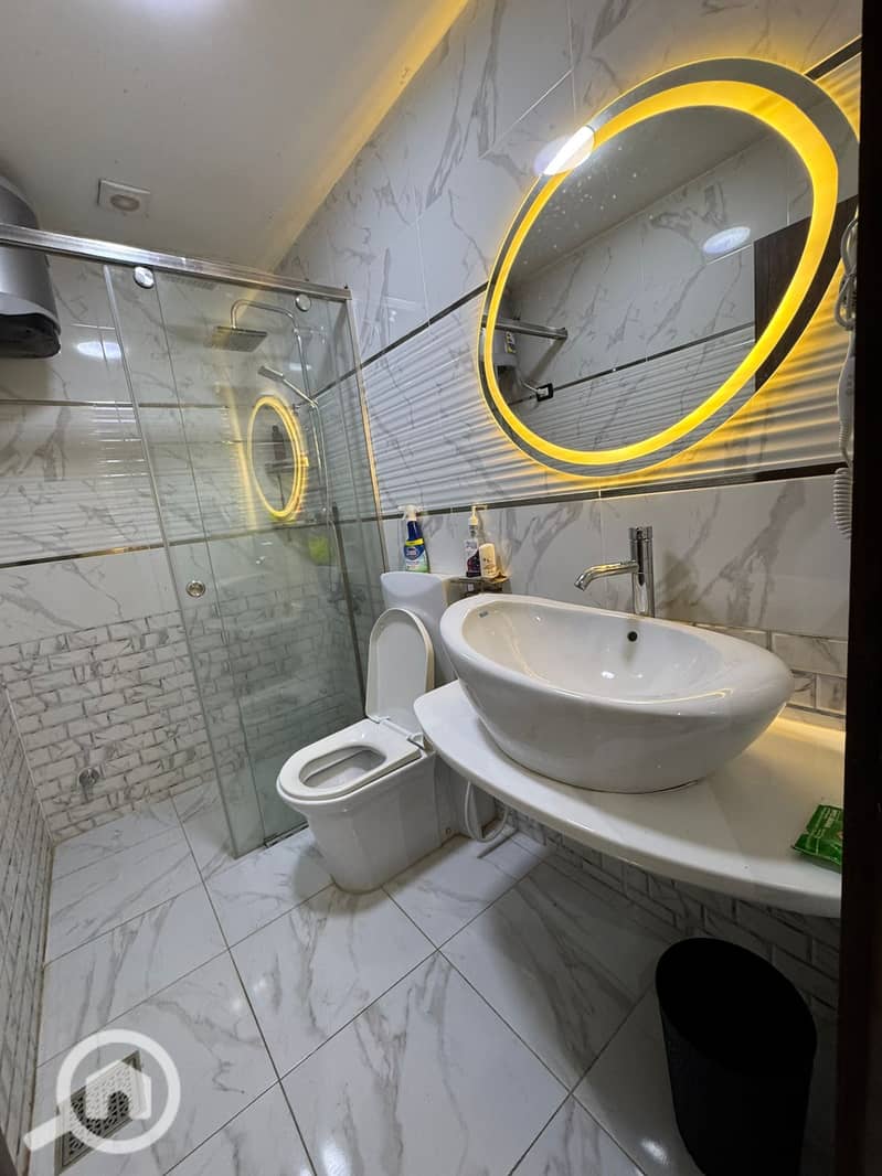 16 WhatsApp Image 2025-11-16 at 10.30. 15 (3). jpeg