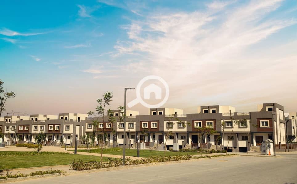 6 e242084e-953f-47a0-b42f-2443d8c4712f. jpeg