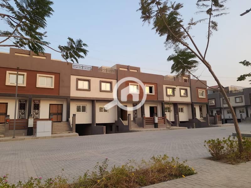 14 WhatsApp Image 2025-11-16 at 11.35. 05. jpeg