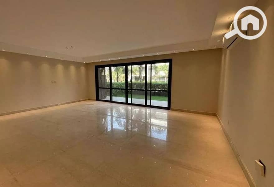 12 d8fd4d7b-5af4-495a-bf1a-e154bde699f6. jpeg