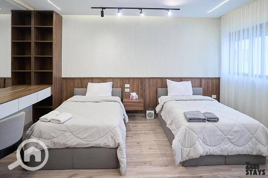 8 527880616_2870235399852854_3984695452407305601_n. jpg