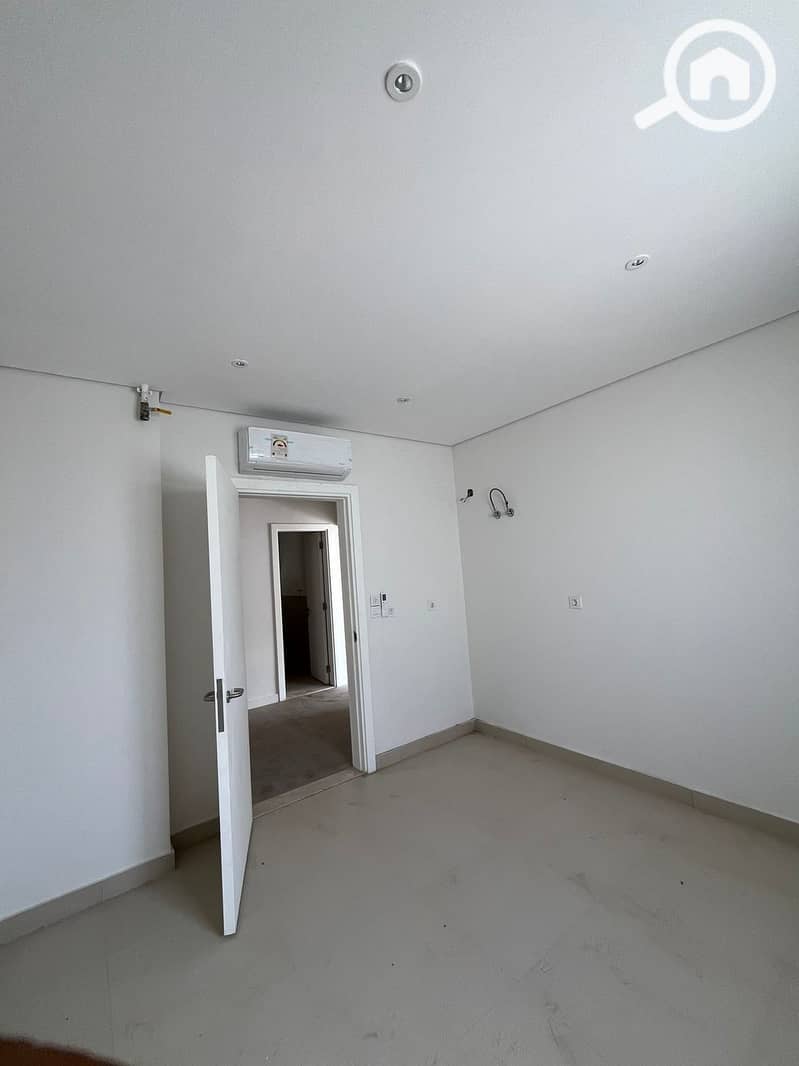 5 WhatsApp Image 2025-11-16 at 11.51. 26 AM (1). jpeg