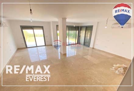 5 Bedroom Twin House for Rent in 6th of October, Giza - f00b51bb-ddef-4e49-bc14-9ddbdb30736e. jpg