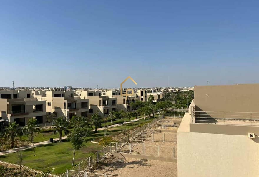 10 7932934-688a4o. jpg