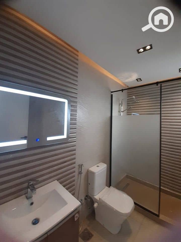 7 dbcd26f2-76ef-4d1d-bdf2-0cfb97063ec7. jpg