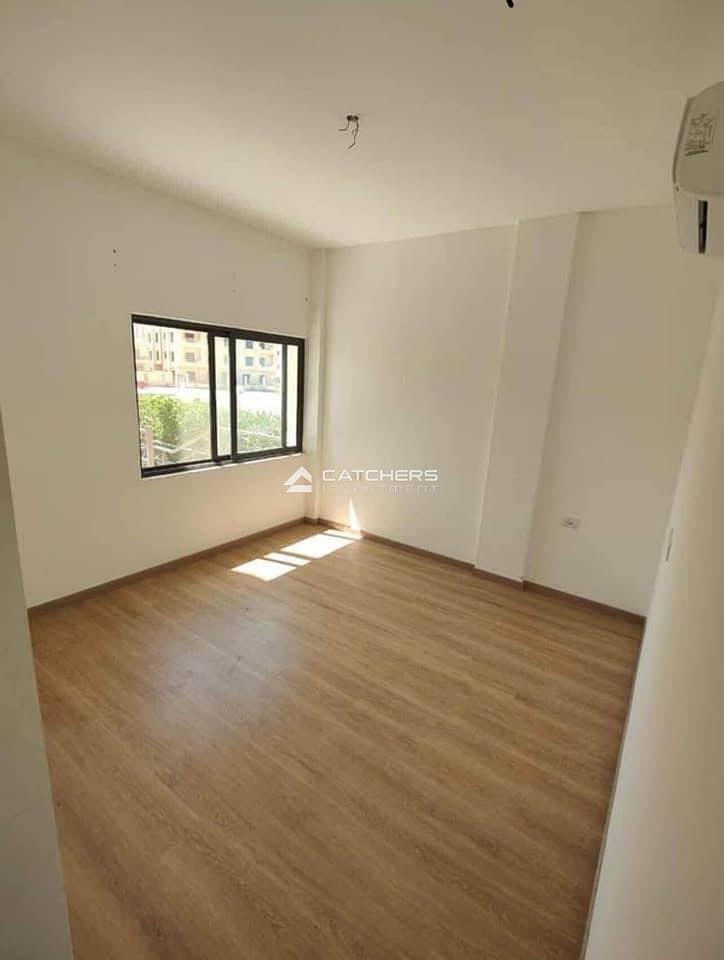 6 551594562_1297321342132993_1277992483512200166_n. jpg