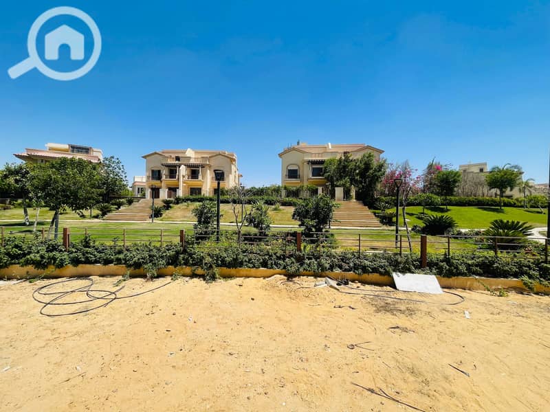 14 cff25ca2-9b0d-4a84-9e76-71b0d4a49d0f. jpg