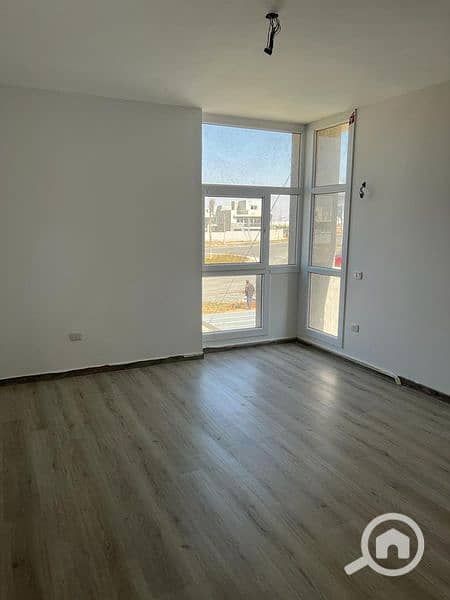 5 WhatsApp Image 2025-11-13 at 1.03. 43 PM (3). jpeg