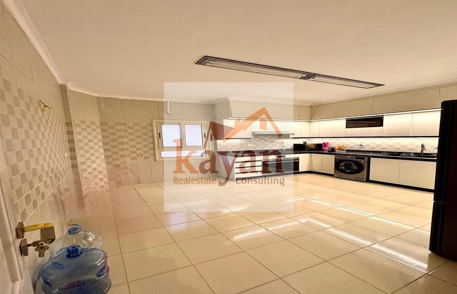 5 faf0bf58-4ff0-480d-bd22-2dac2aafd794. jpg