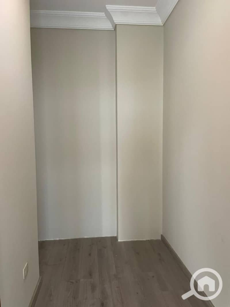 5 WhatsApp Image 2025-11-15 at 2.04. 47 PM (4). jpeg