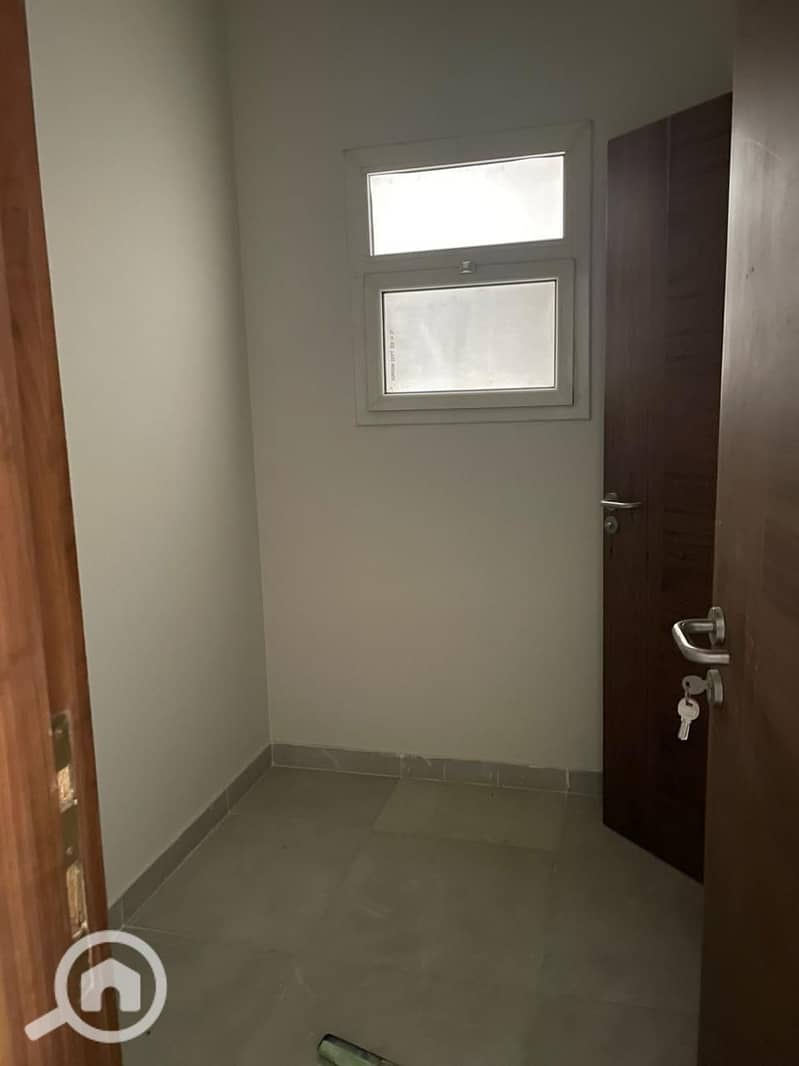 9 WhatsApp Image 2025-11-15 at 2.04. 48 PM (4). jpeg