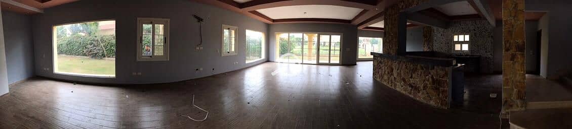 2 5fcaf1b6-f0c1-4a6f-a215-c562e7d8b8a7. jpg