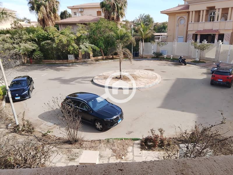 27 e0c8f555-c5a2-4875-a25b-ccd977482262. jpeg