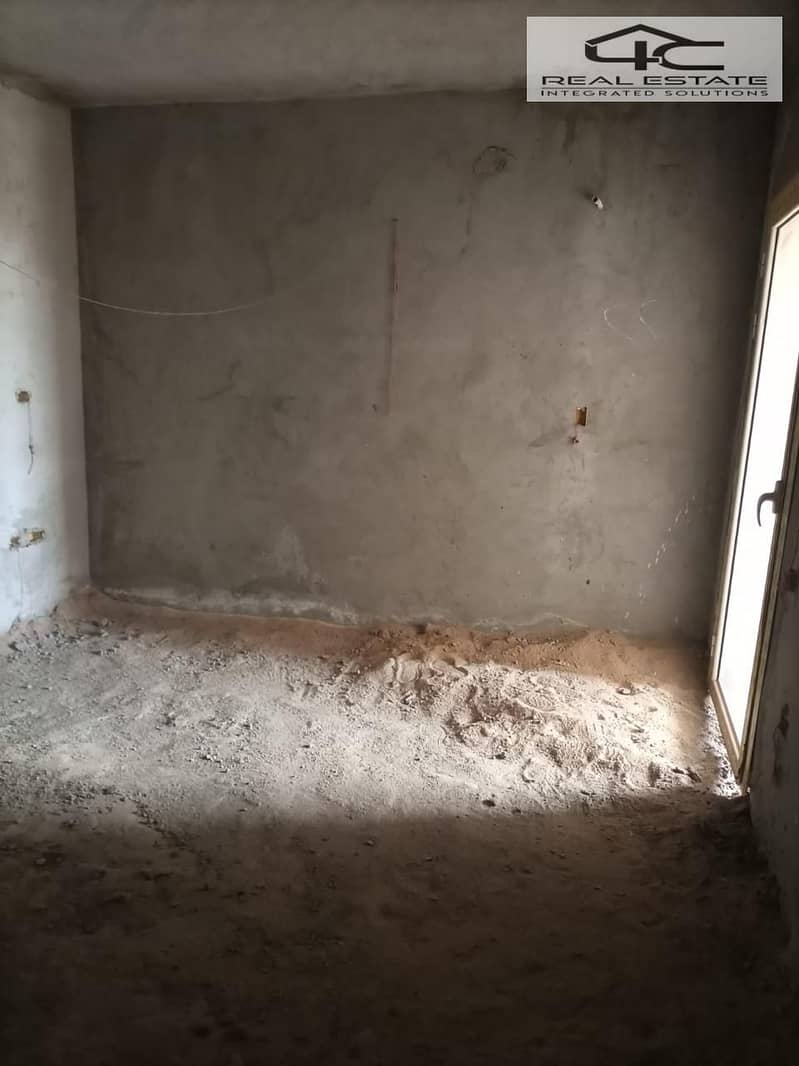 12 WhatsApp Image 2025-11-13 at 23.08. 09. jpeg