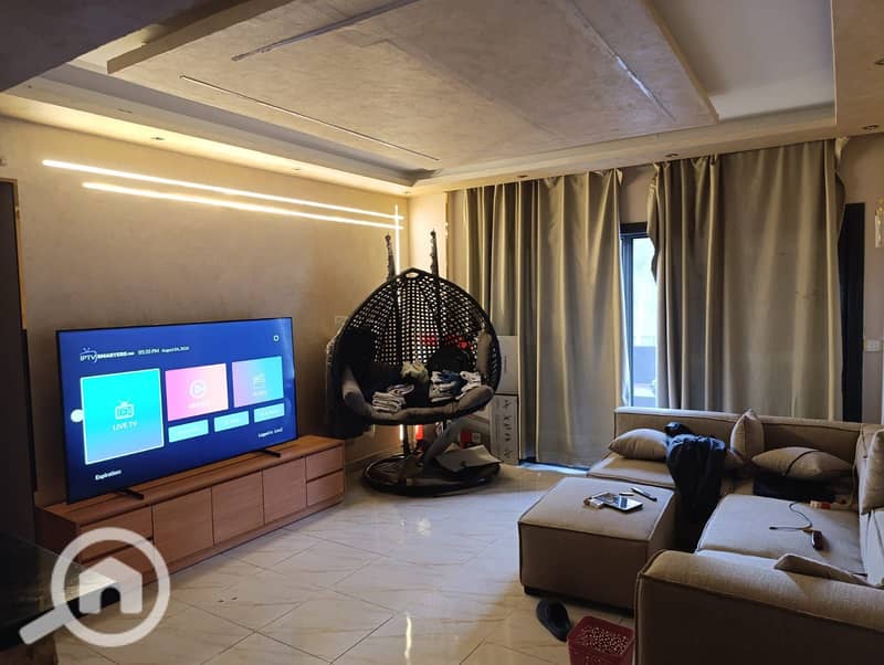 7 e3ff7164-a581-4768-9723-64f63d9a989b. jpg