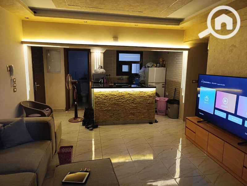 9 998b690e-1e92-49a1-bbf1-3e9ac2125950. jpg