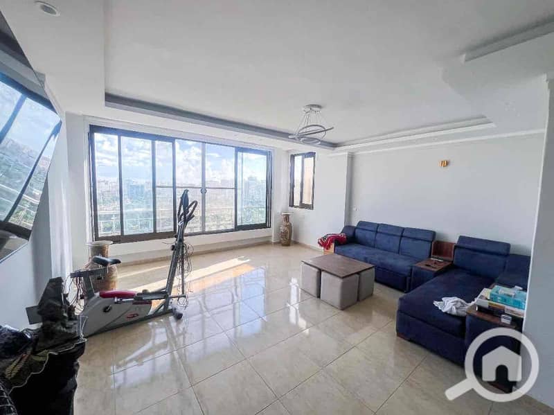 2 3db284fa-6b9c-4b0a-985f-e847b84b0e12. jpg