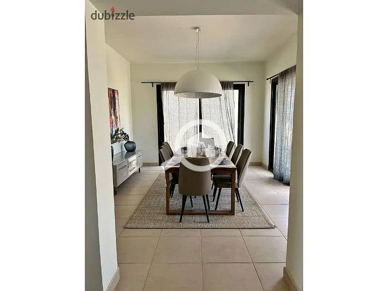 2 147729711-800x600. jpg