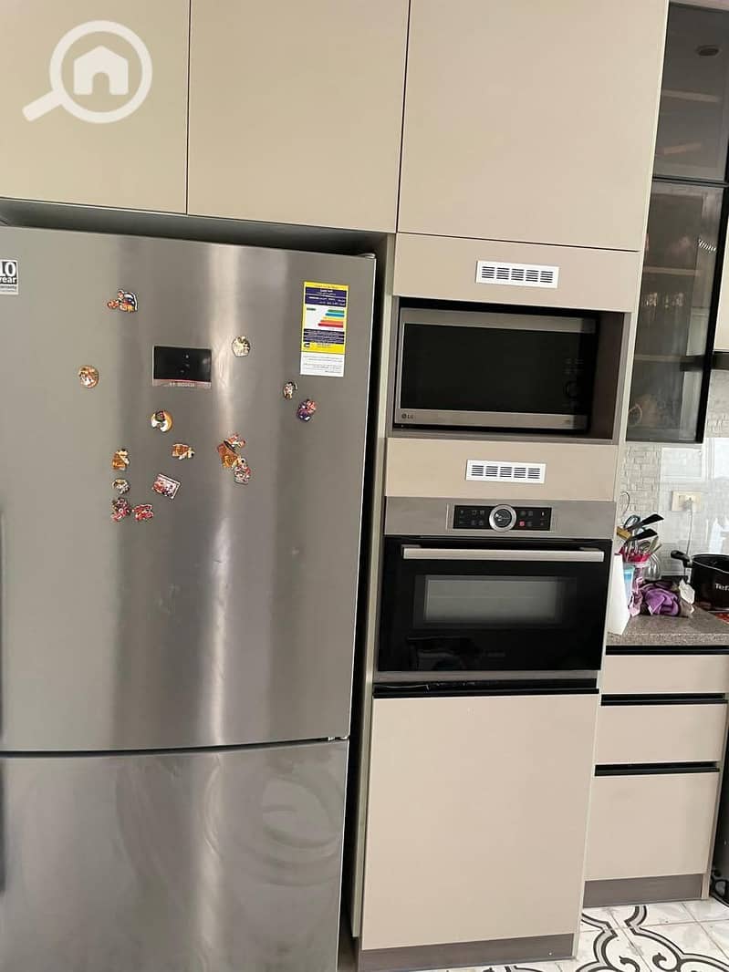 3 6ae4c106-cfe0-4bd6-bd67-419aea970355. jpeg