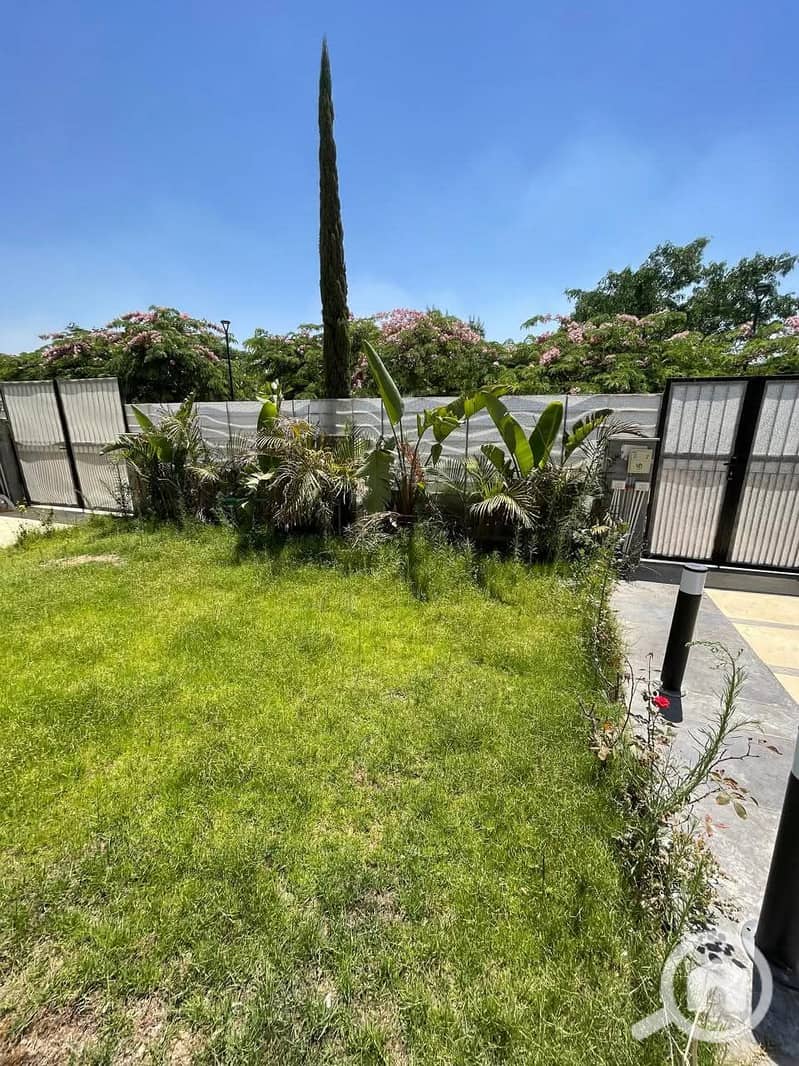 9 b53941a9-11ee-4f83-9c96-b2b983a3366f. jpeg