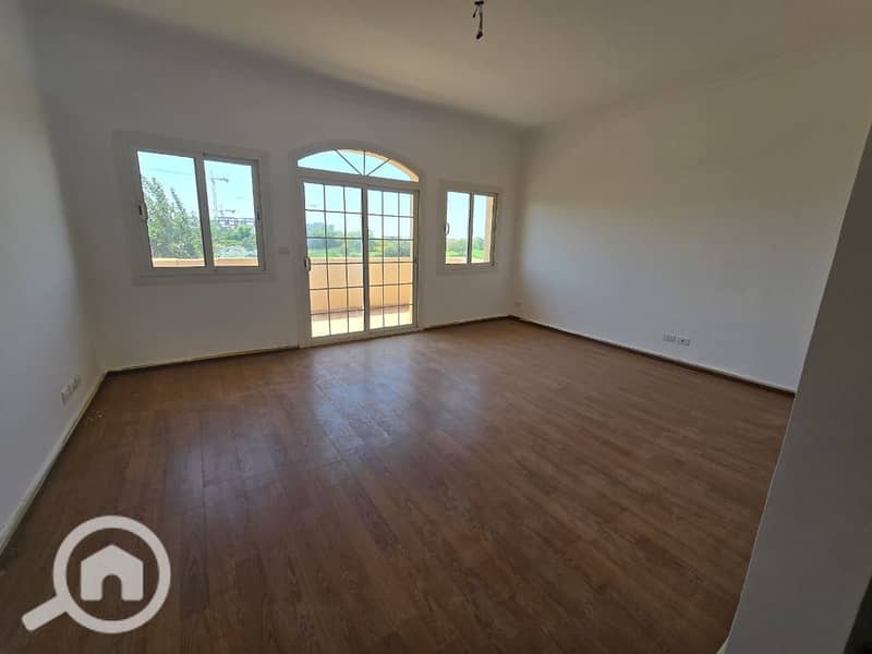 3 e033cc93-364f-4c3a-a355-4e71992c7871. jpeg