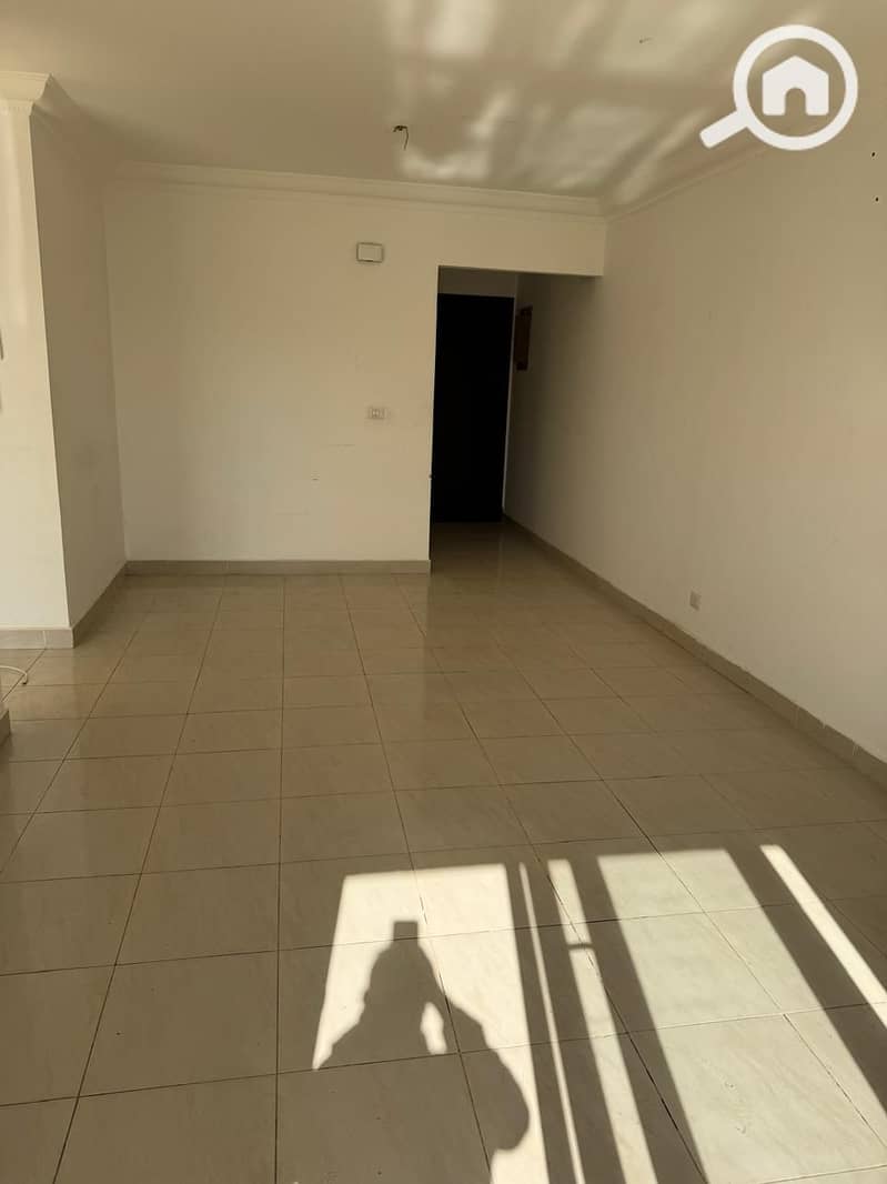 9 e44a0f46-c74b-413c-95d9-bf9ab7c1539a. jpg