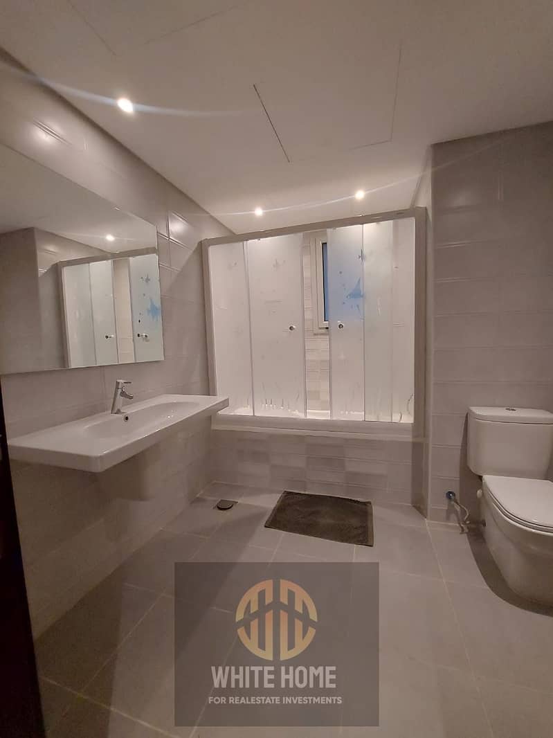 10 2b3c3f3d-a03d-49a8-b141-cb6ee0752fbb. jpeg