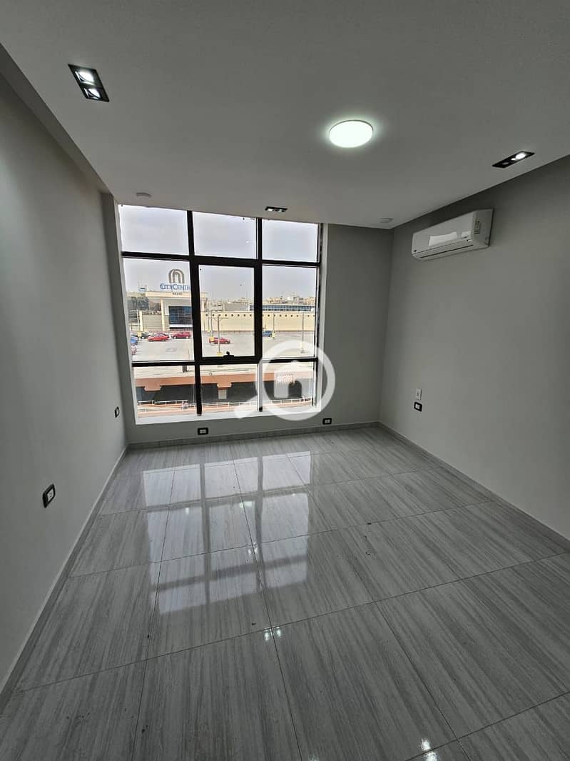 6 WhatsApp Image 2025-11-15 at 3.48. 35 PM. jpeg