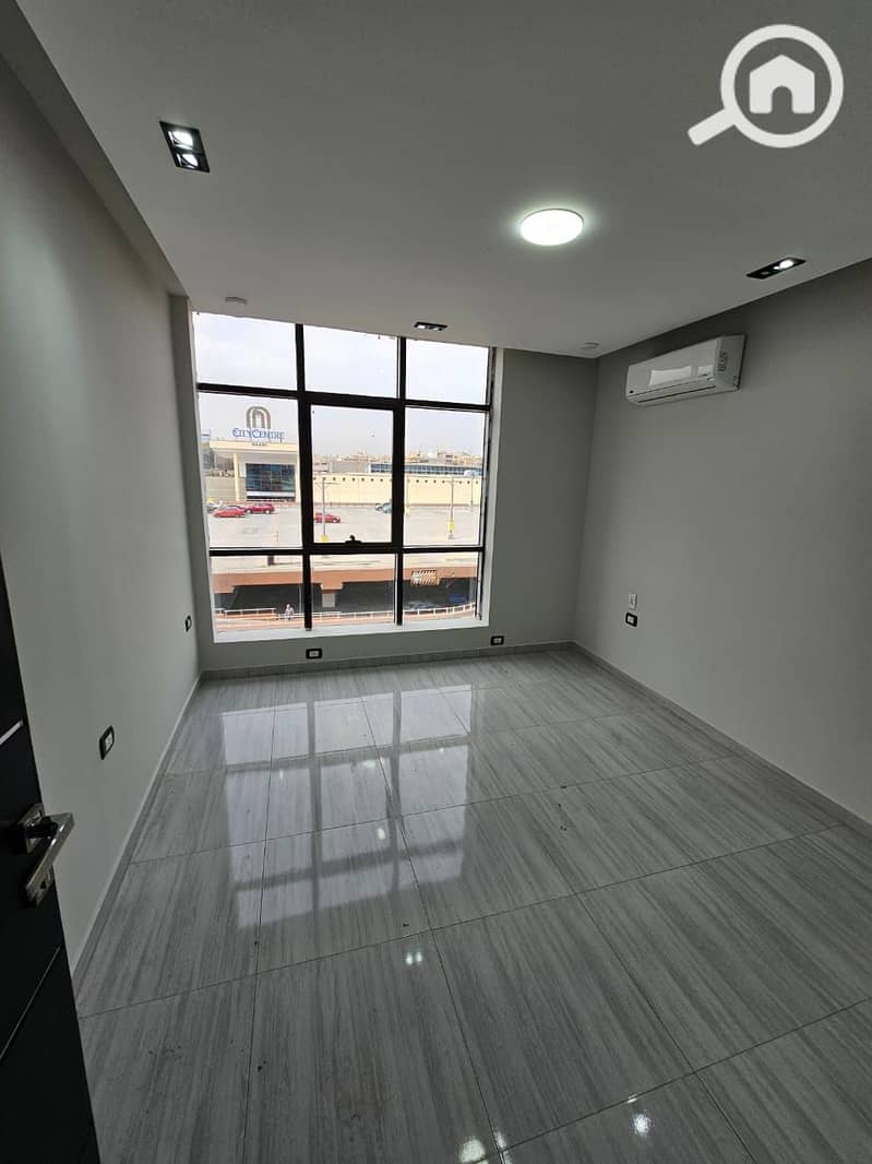 7 WhatsApp Image 2025-11-15 at 3.48. 34 PM (1). jpeg