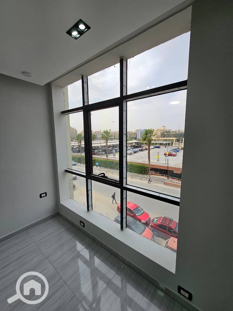 8 WhatsApp Image 2025-11-15 at 3.48. 34 PM. jpeg