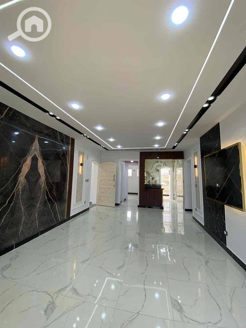 8 40c44058-5399-4371-8628-d9c4357253c3. jpg