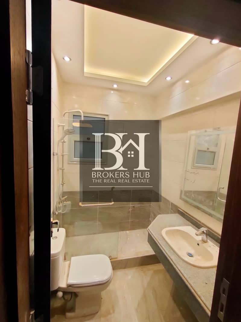 8 WhatsApp Image 2025-10-15 at 5.58. 19 PM (3). jpeg