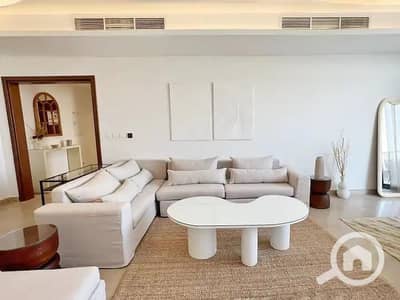 شقة 3 غرف نوم للايجار في القطامية، القاهرة - IMG-20251116-WA0013. jpg