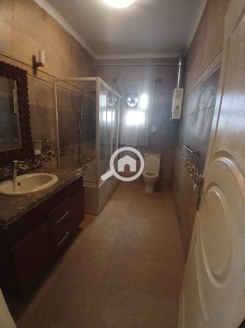 5 WhatsApp Image 2024-07-10 at 1.49. 00 PM. jpeg