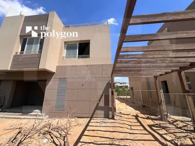 5 Bedroom Twin House for Sale in Sheikh Zayed, Giza - IMG-20250924-WA0091. jpg