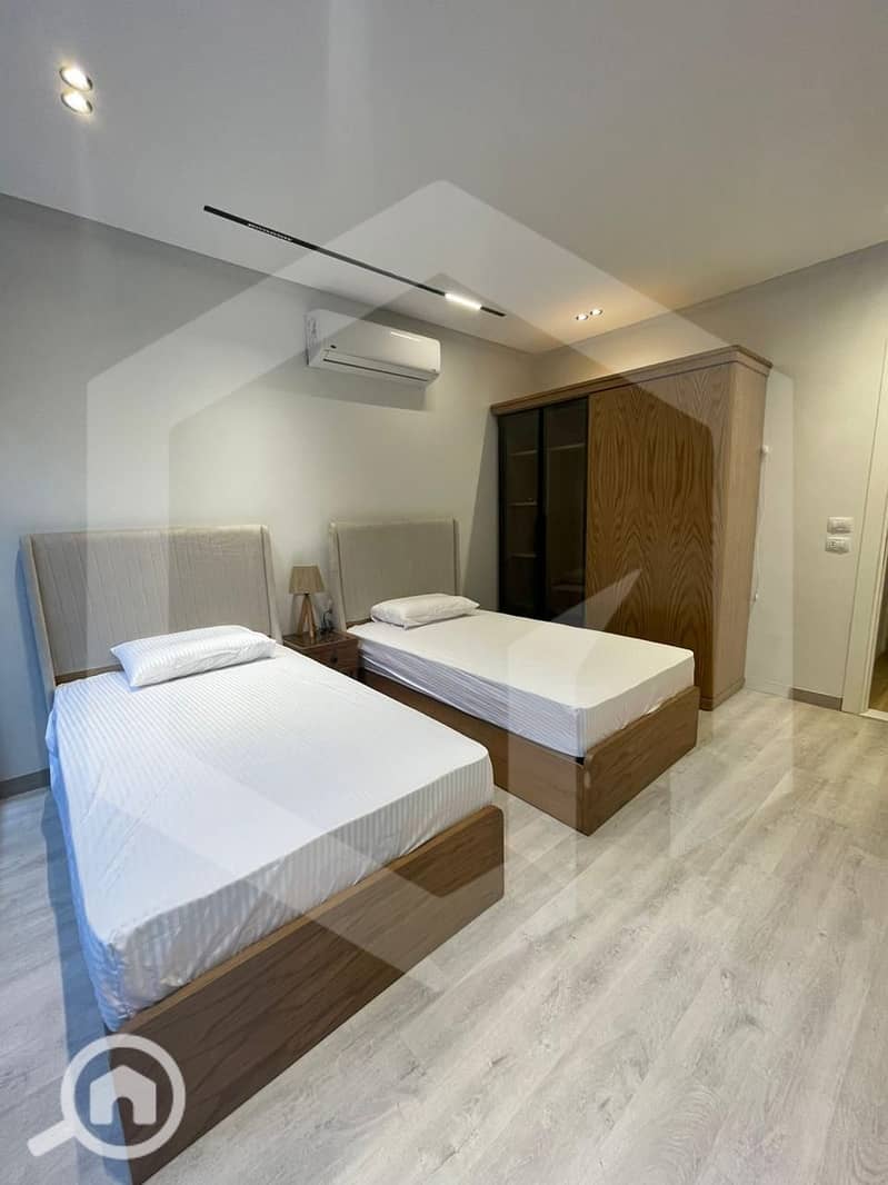 5 Lake View Residence 5. jpg