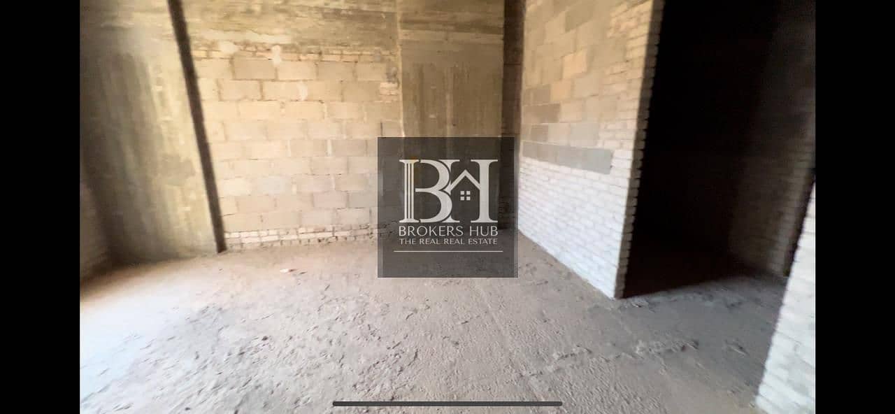 12 WhatsApp Image 2025-10-15 at 6.08. 03 PM (4). jpeg