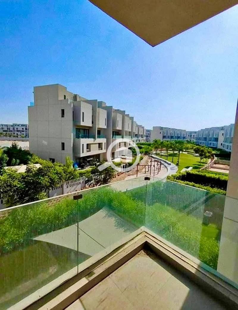 8 548110813_1880628322882507_2660167088579751320_n. jpg