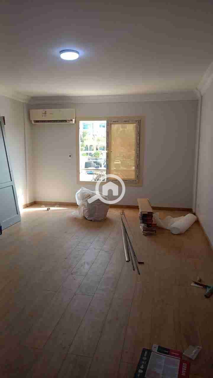 1001060524. jpg 1001060524. jpg