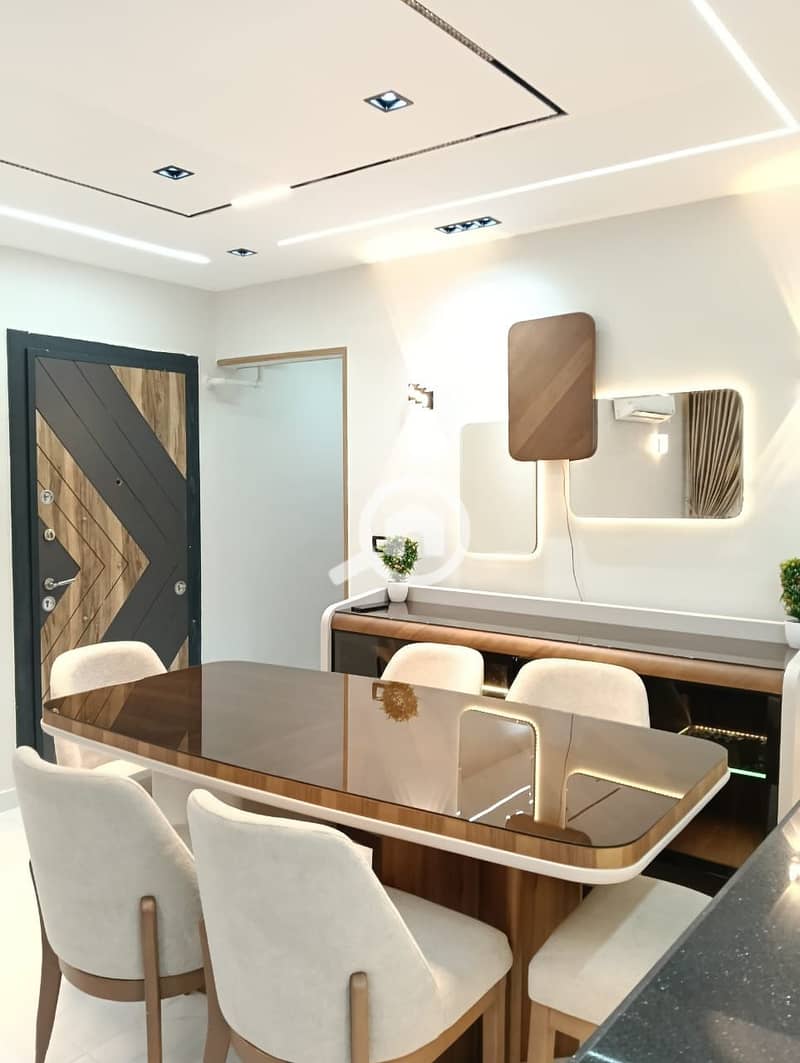 7 7be844e3-5561-4f6c-9bf0-3c713de10ec5. jpeg