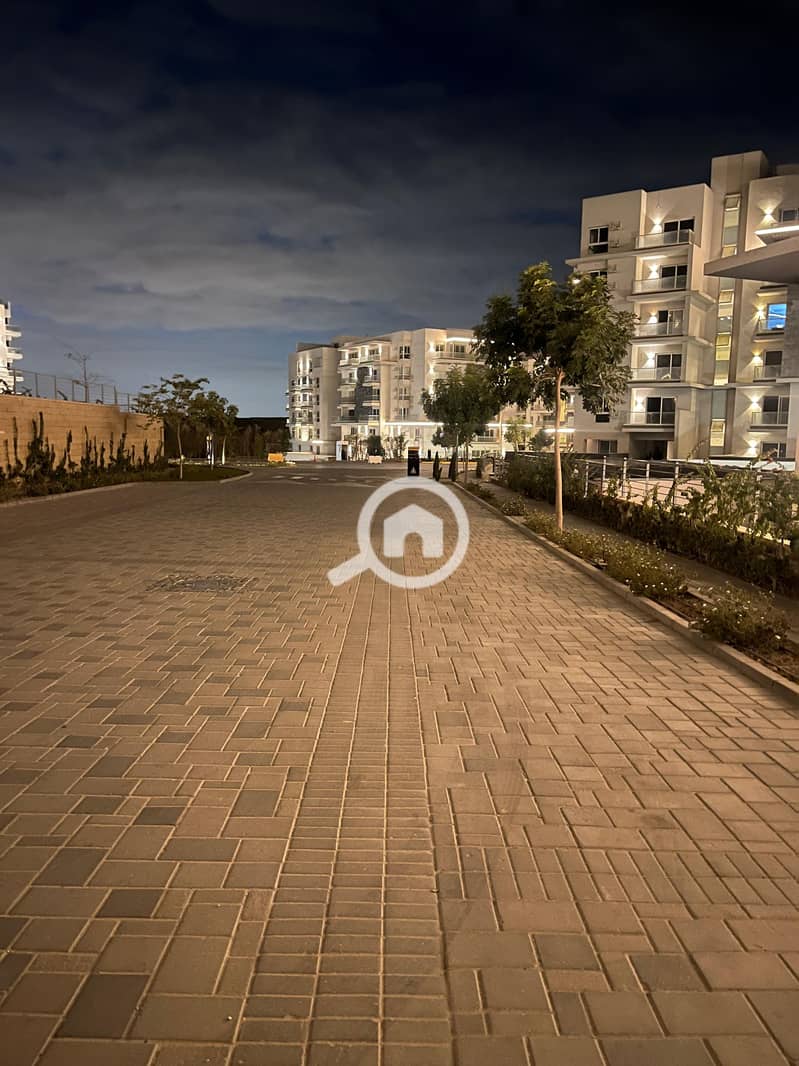 6 20c24332-a15f-46b7-b319-8680cf3c2d74. jpg