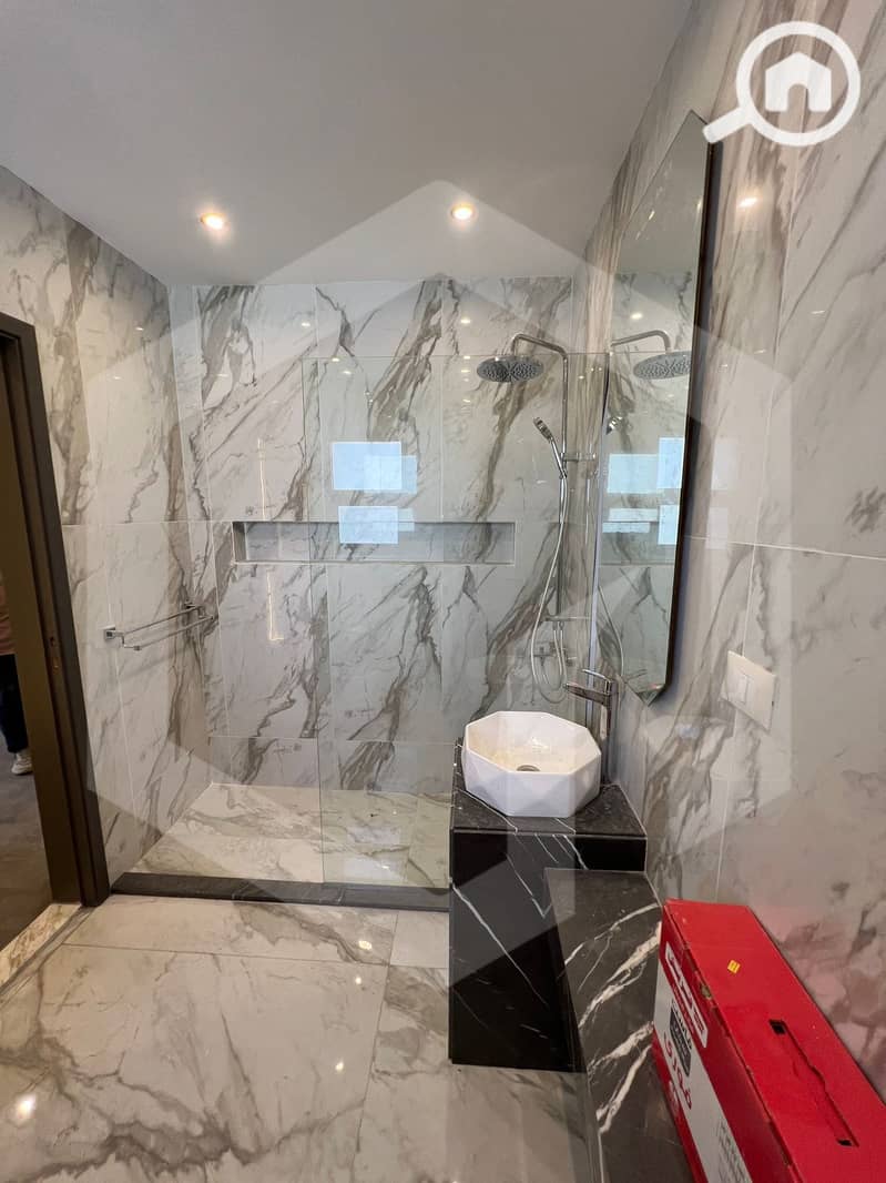 23 Grand Heights 23. jpg